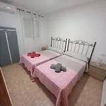Aires Del Ambroz 아파트 *