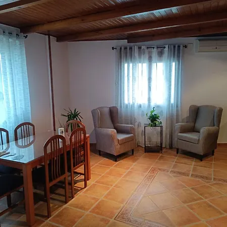 Aires Del Ambroz Apartamento *