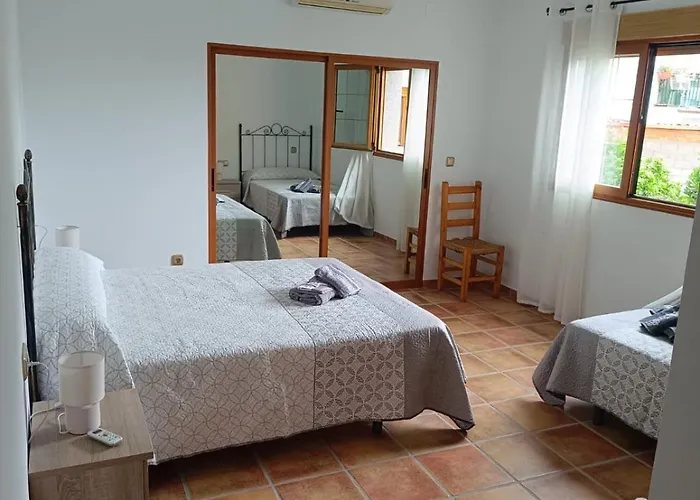 Aires Del Ambroz Апартаменты *