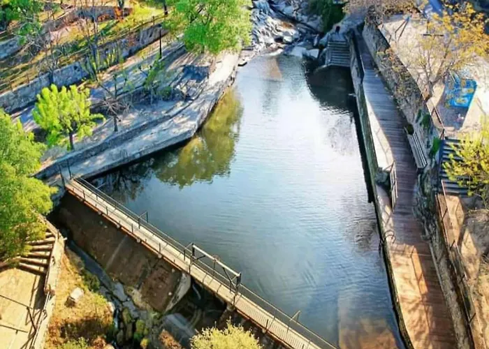 Aires Del Ambroz Апартаменты Касас-дель-Монте